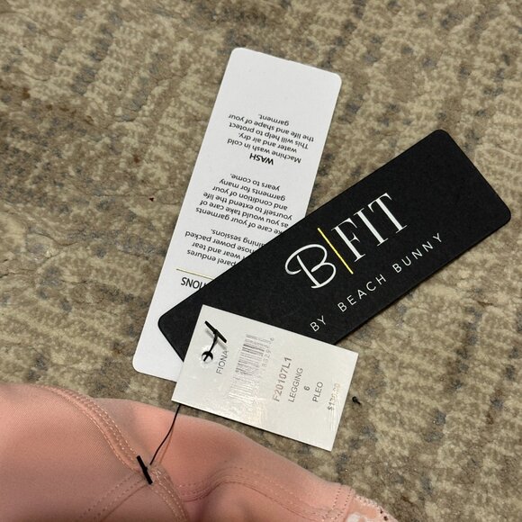 NWT-Fiona Leggings And Niko Sports Bra-B FIT by Beach Bunny Size 6 - Picture 6 of 14